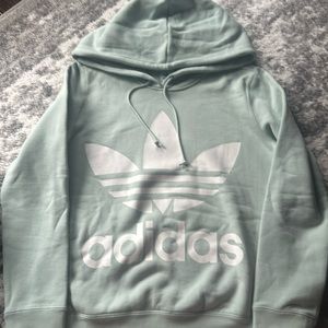 NWOT Adidas mint hoodie fits girls Large/USWomenXS